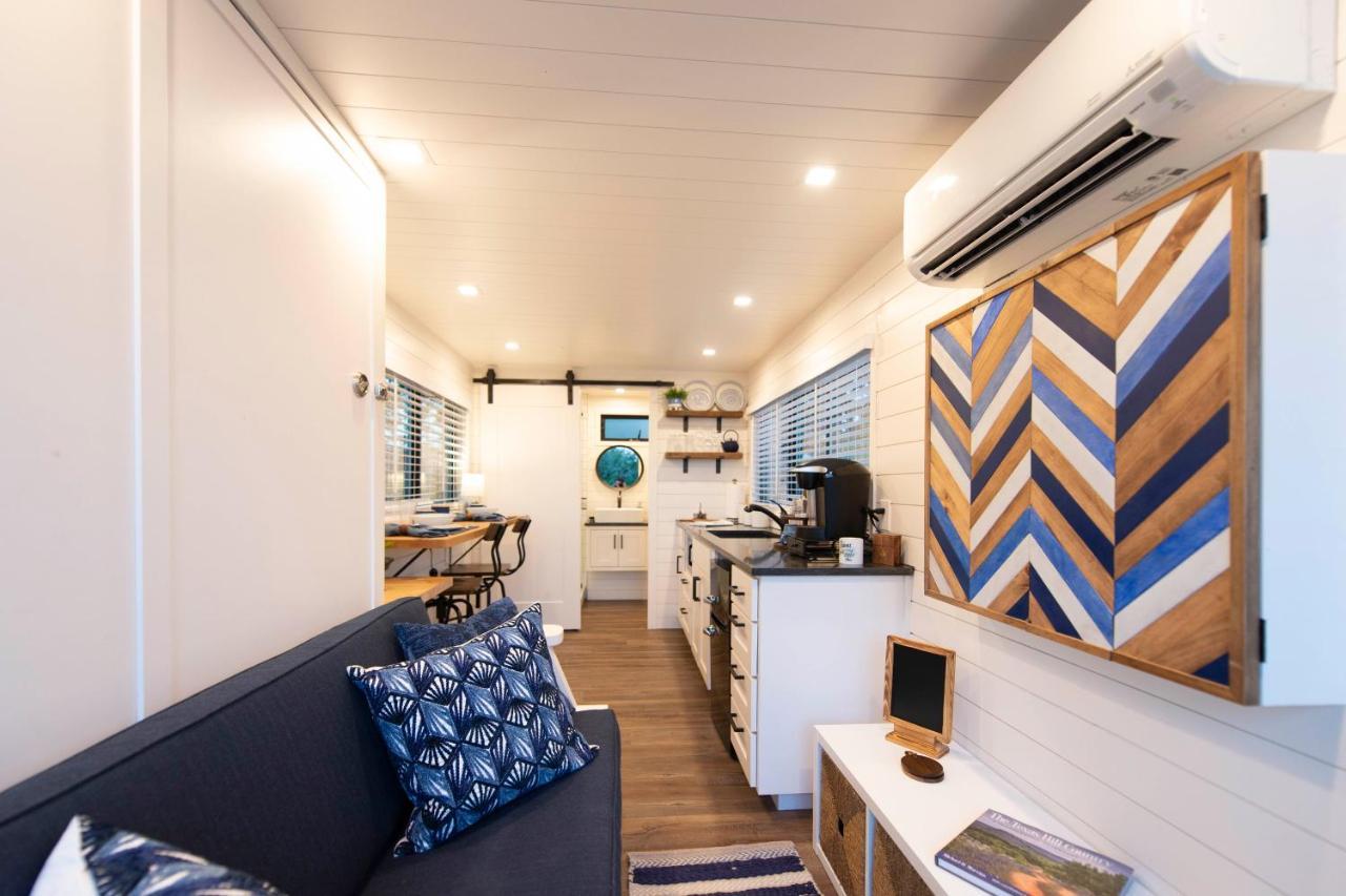 The Bluebonnet-Tiny Container Home Country Setting 12 Min To Downtown Bellmead Exterior foto